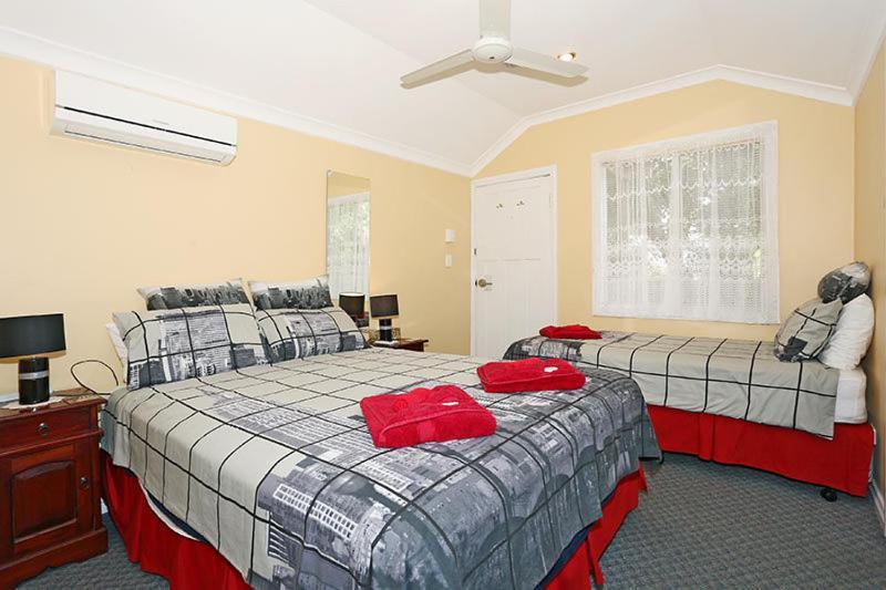 Jacaranda Guest House Басселтон Екстер'єр фото