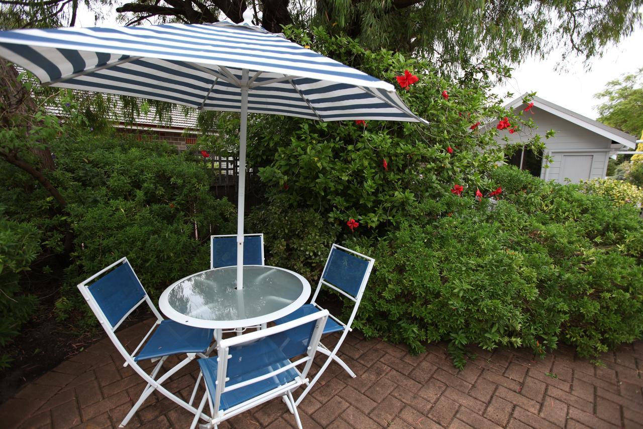 Jacaranda Guest House Басселтон Екстер'єр фото